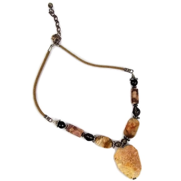 Stone Women's Necklace Jewelry 17 in - Picture 2 of 4